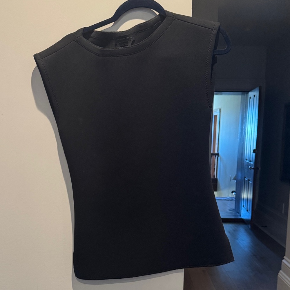 Structured Black Sleeveless Tank Top